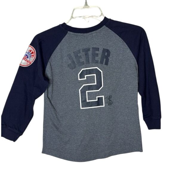 Majestic Yankees Kids Long Sleeve Shirt - Navy and Gray. Size 8. - Picture 2 of 8